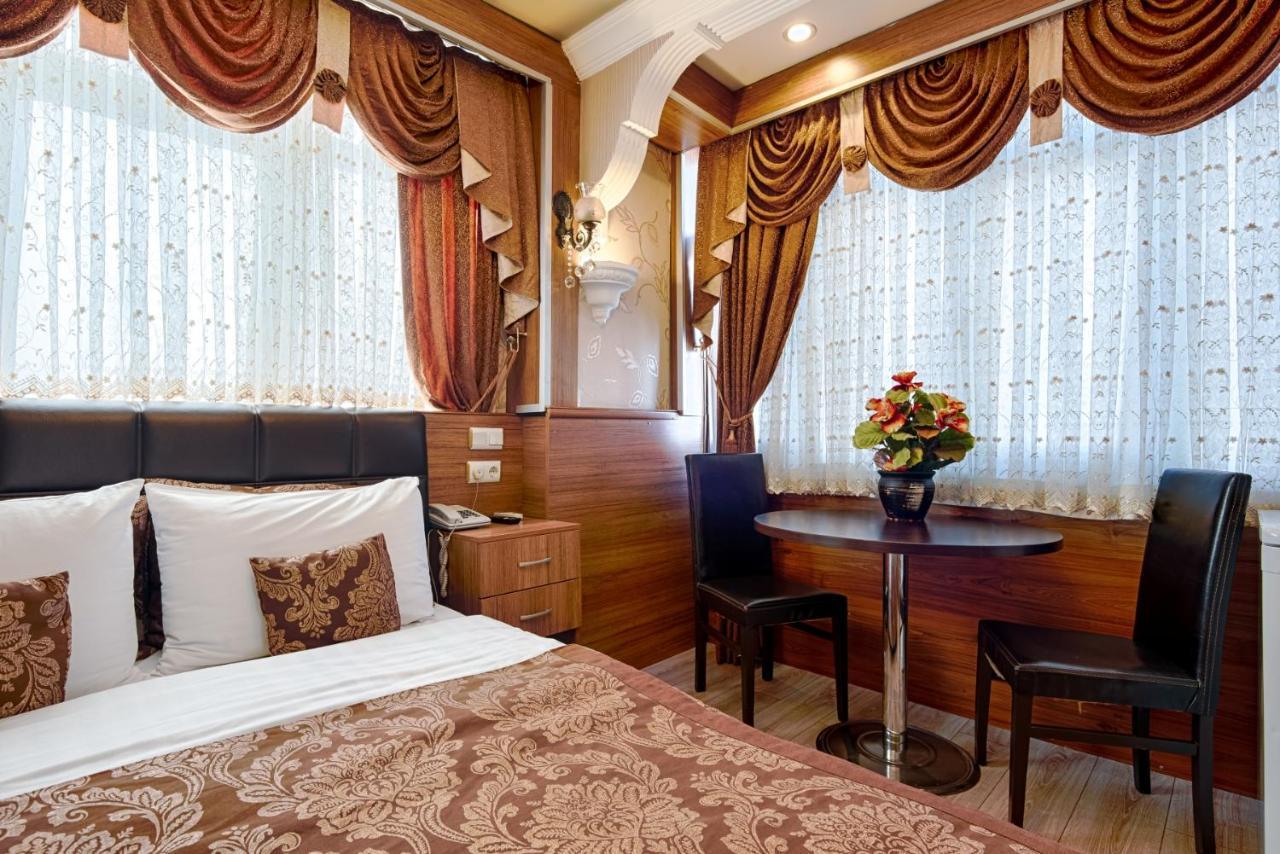 Grand Gross Готель